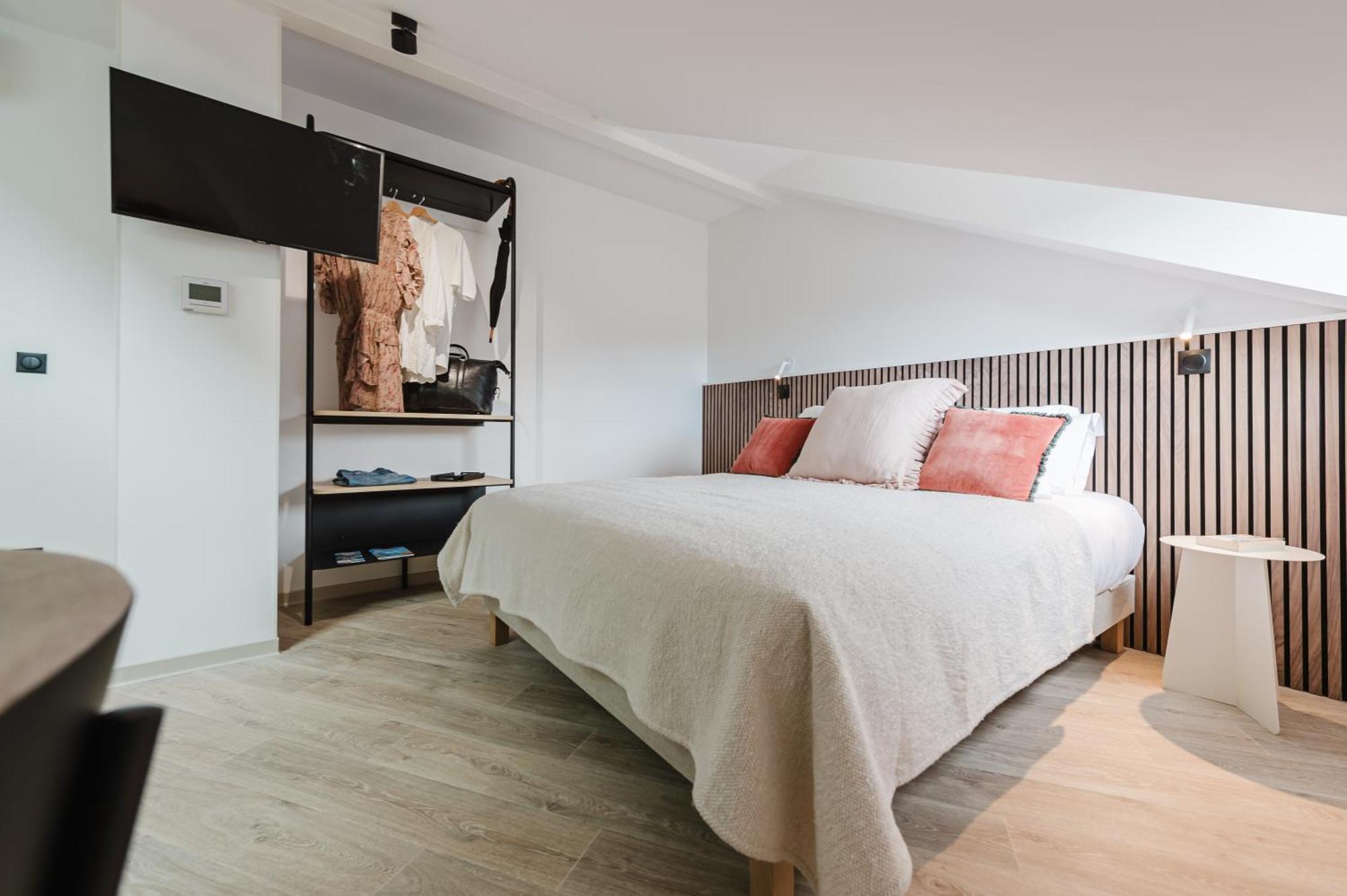 Appart Hotel Neostelia Анси Екстериор снимка