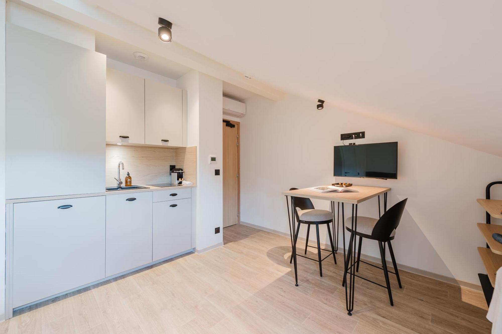 Appart Hotel Neostelia Анси Екстериор снимка