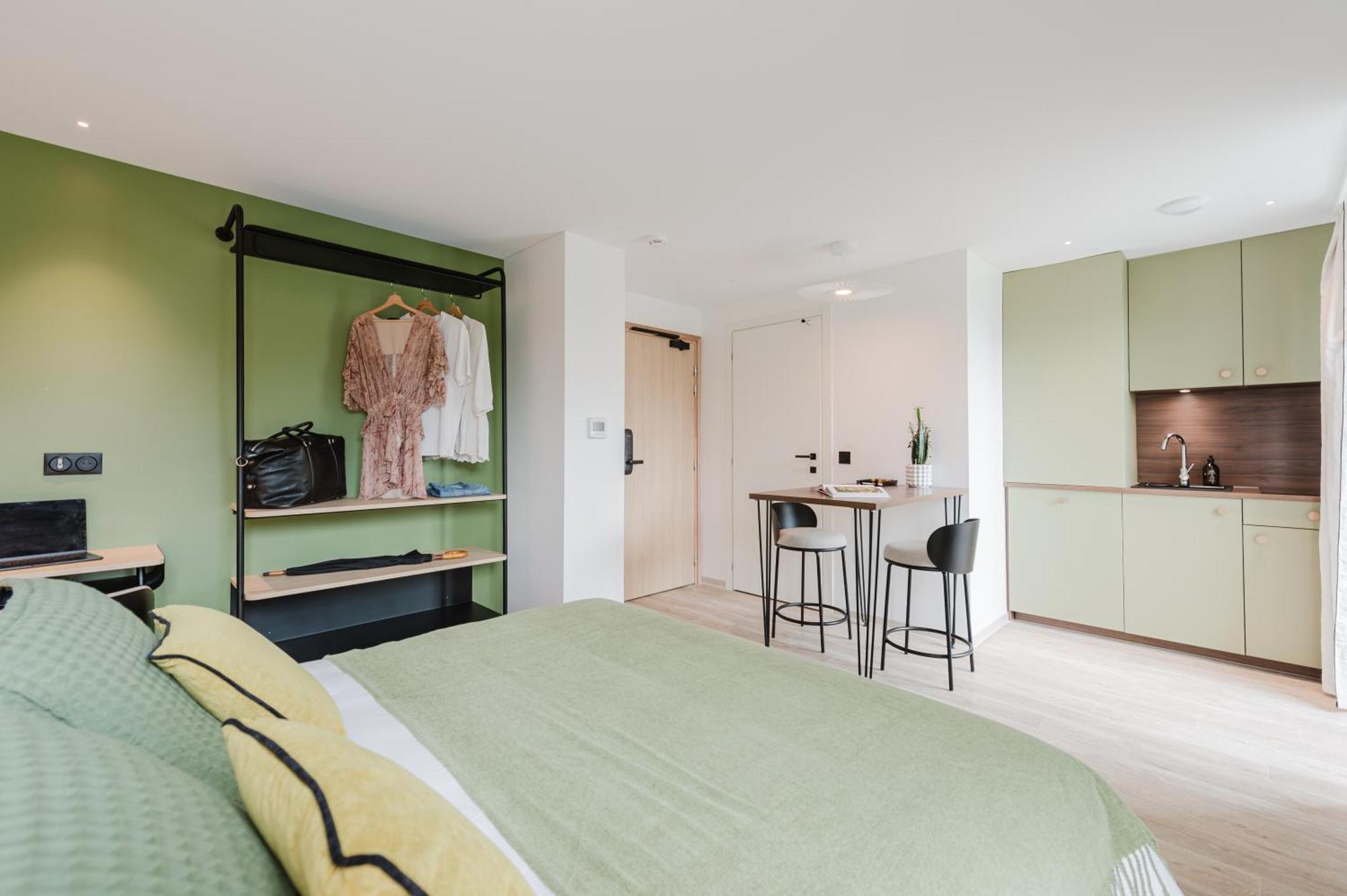Appart Hotel Neostelia Анси Екстериор снимка